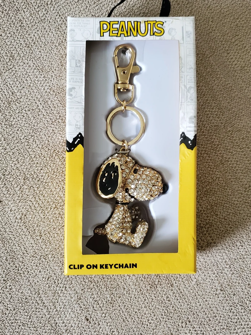 Peanuts Snoopy 3D Crystal Rhinestone Pave Clip On Keychain Bag Charm